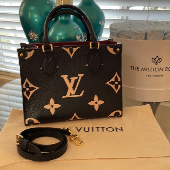 ⚜️Louis Vuitton On The Go PM⚜️ - Picture 13 of 16